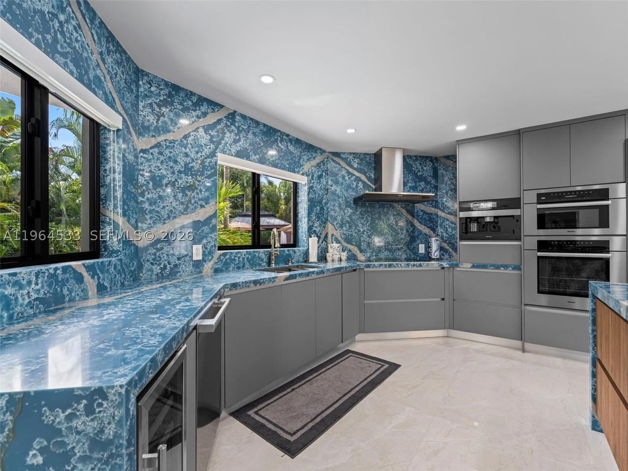 Real estate property located at 6180 Pine Tree Dr, Miami-dade, Beach View Addn, Miami Beach, FL