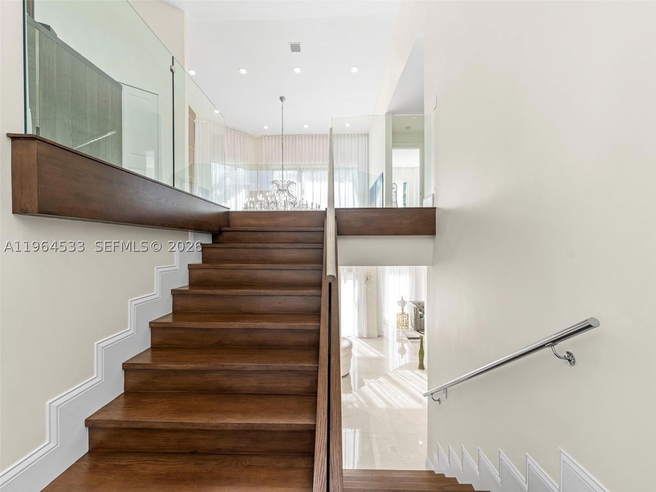 Real estate property located at 6180 Pine Tree Dr, Miami-dade, Beach View Addn, Miami Beach, FL