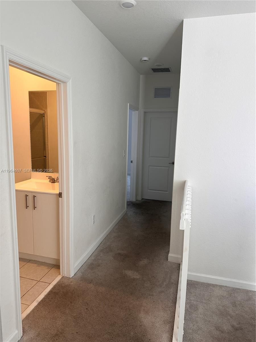 Real estate property located at 623 13th St Cir, Miami-dade, Miami Land And Developmen, Homestead, FL