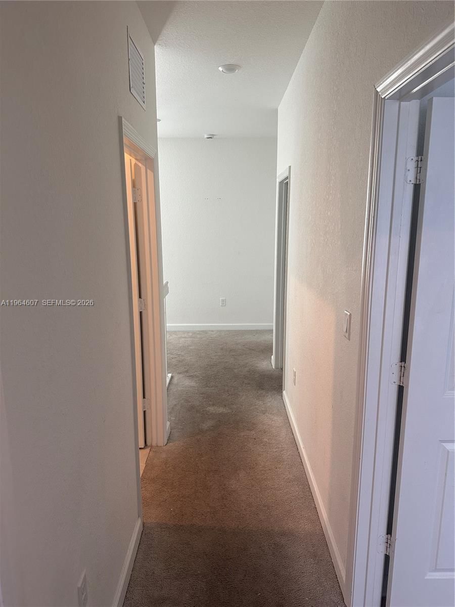 Real estate property located at 623 13th St Cir, Miami-dade, Miami Land And Developmen, Homestead, FL