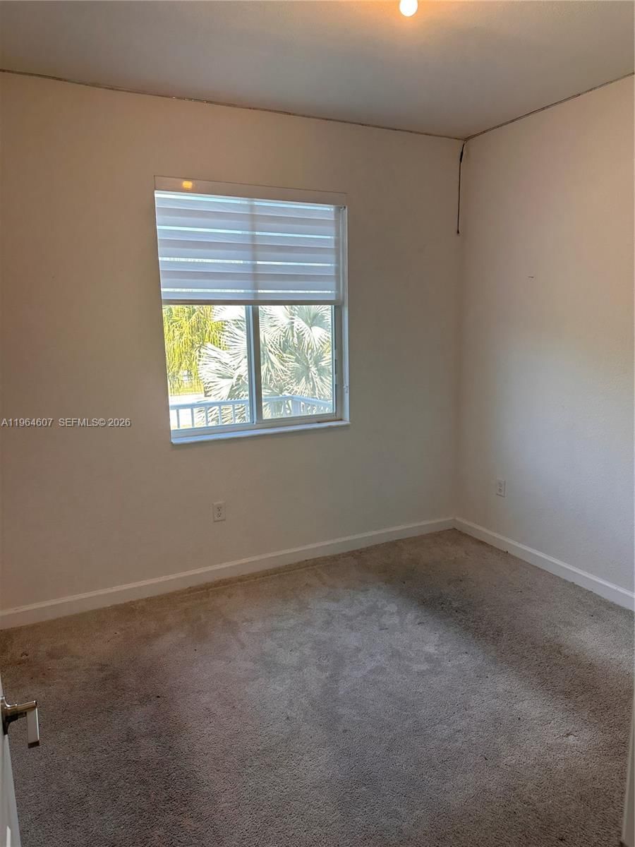 Real estate property located at 623 13th St Cir, Miami-dade, Miami Land And Developmen, Homestead, FL