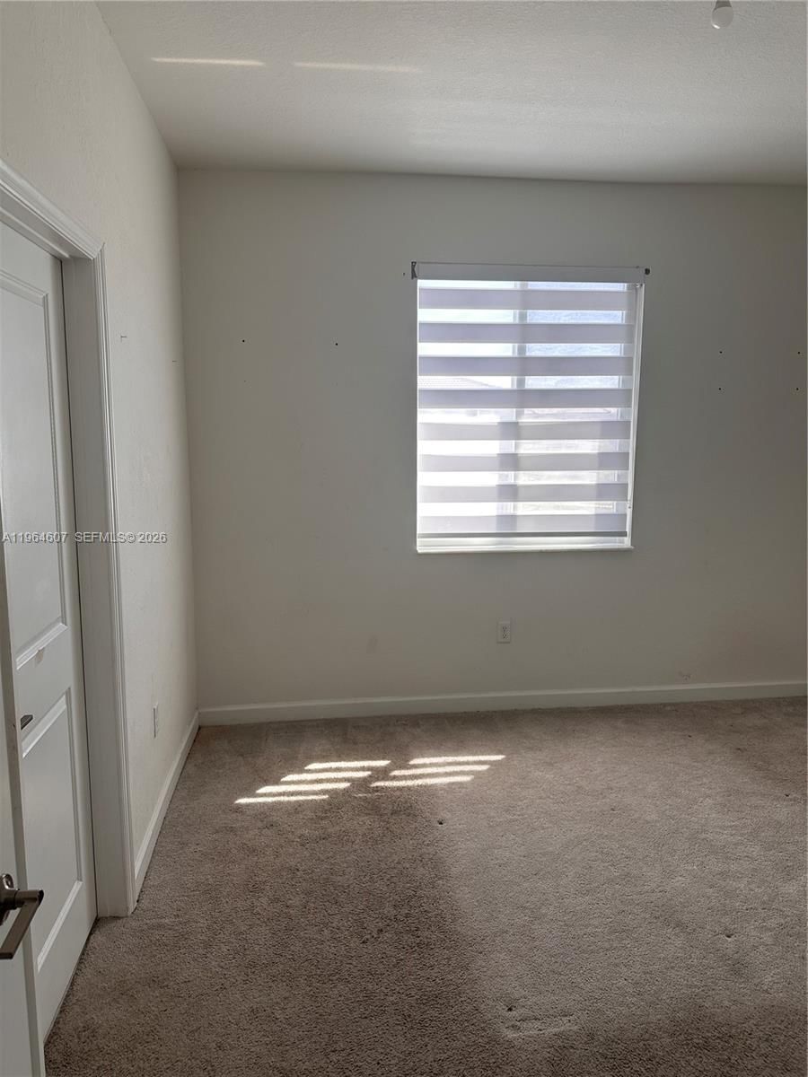 Real estate property located at 623 13th St Cir, Miami-dade, Miami Land And Developmen, Homestead, FL