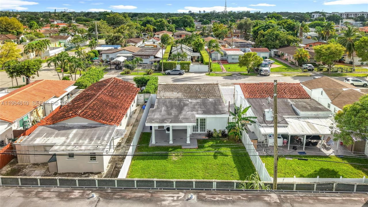 Real estate property located at 6819 25th St, Miami-dade, Central Manor Sec 1, Miami, FL
