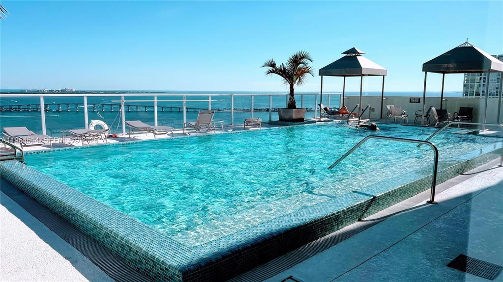 Real estate property located at 218 14th St #1504, Miami-dade, The Emerald At Brickell C, Miami, FL