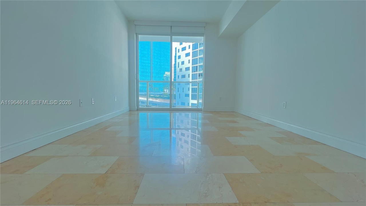 Real estate property located at 218 14th St #1504, Miami-dade, The Emerald At Brickell C, Miami, FL