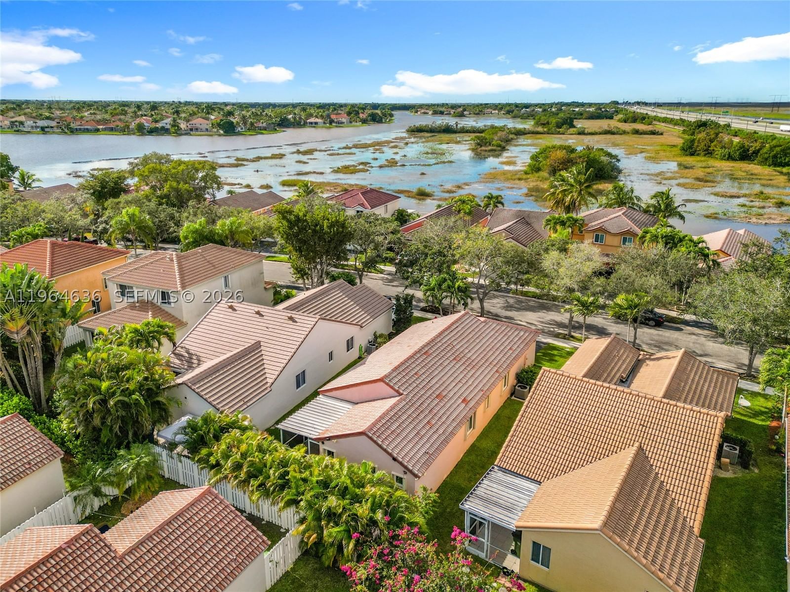 Real estate property located at 1536 Presidio Dr, Broward, Sectors 3 & 4 Boundary Pl, Weston, FL