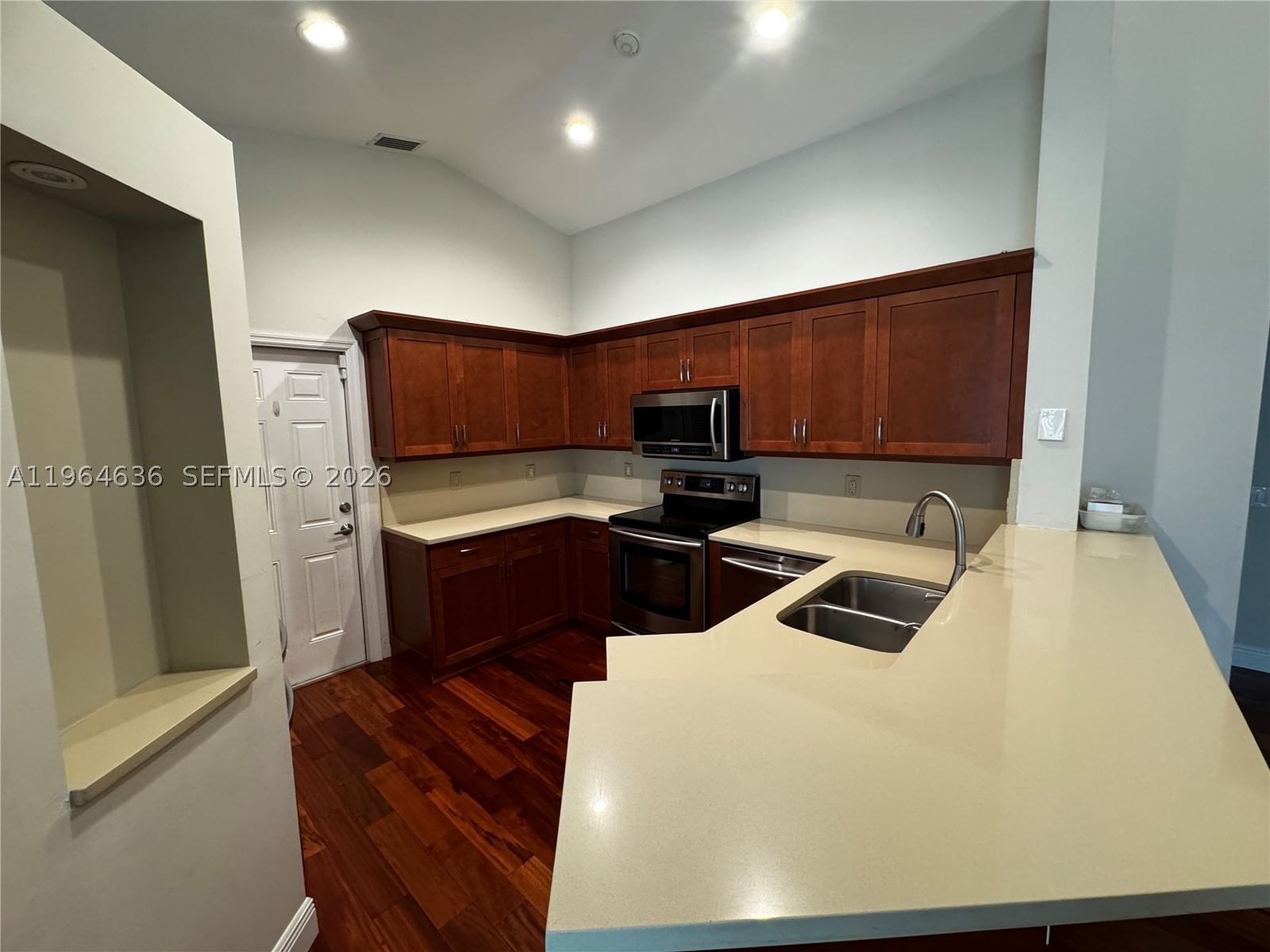 Real estate property located at 1536 Presidio Dr, Broward, Sectors 3 & 4 Boundary Pl, Weston, FL