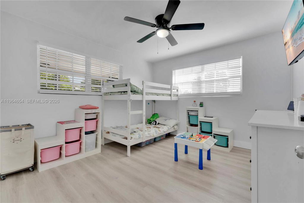 Real estate property located at 16895 4th Pl, Miami-dade, Seaboard Park, North Miami Beach, FL