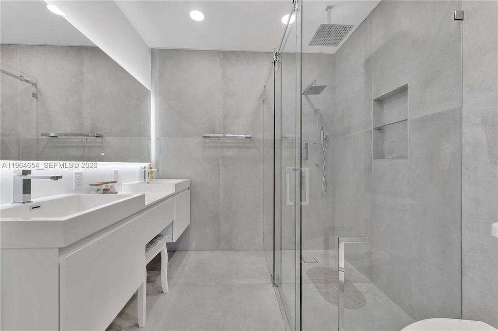 Real estate property located at 16895 4th Pl, Miami-dade, Seaboard Park, North Miami Beach, FL