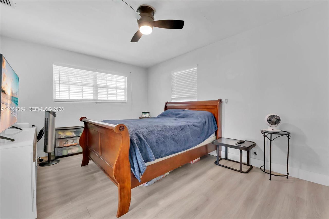 Real estate property located at 16895 4th Pl, Miami-dade, Seaboard Park, North Miami Beach, FL