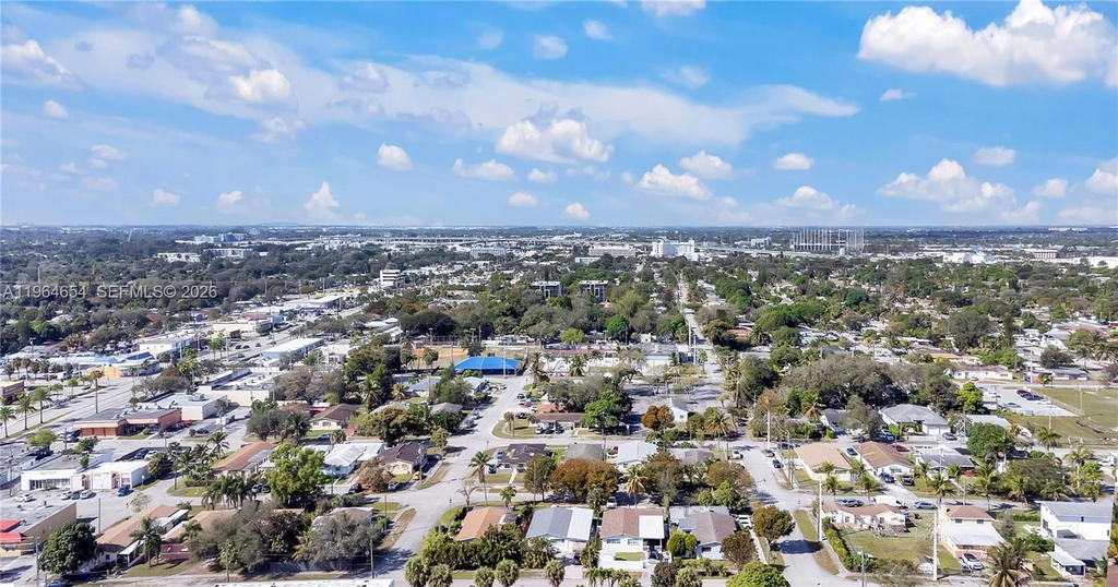 Real estate property located at 16895 4th Pl, Miami-dade, Seaboard Park, North Miami Beach, FL