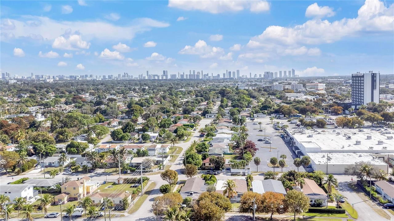 Real estate property located at 16895 4th Pl, Miami-dade, Seaboard Park, North Miami Beach, FL