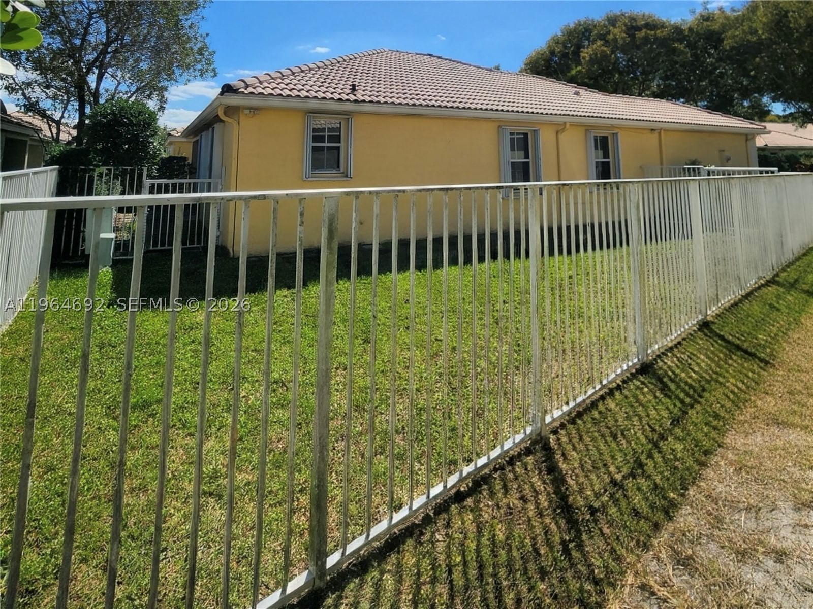 Real estate property located at 4309 Pine Ridge Ct, Broward, Sectors 9 And 10-parcel G, Weston, FL