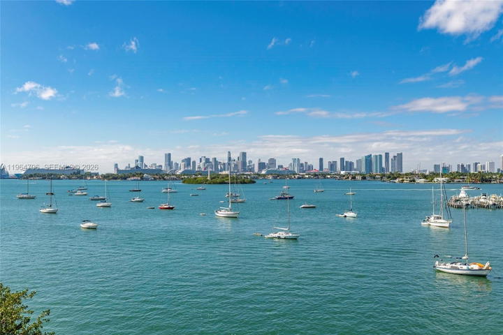 Real estate property located at 1470 16th St #501, Miami-dade, Capri South Beach Condo, Miami Beach, FL