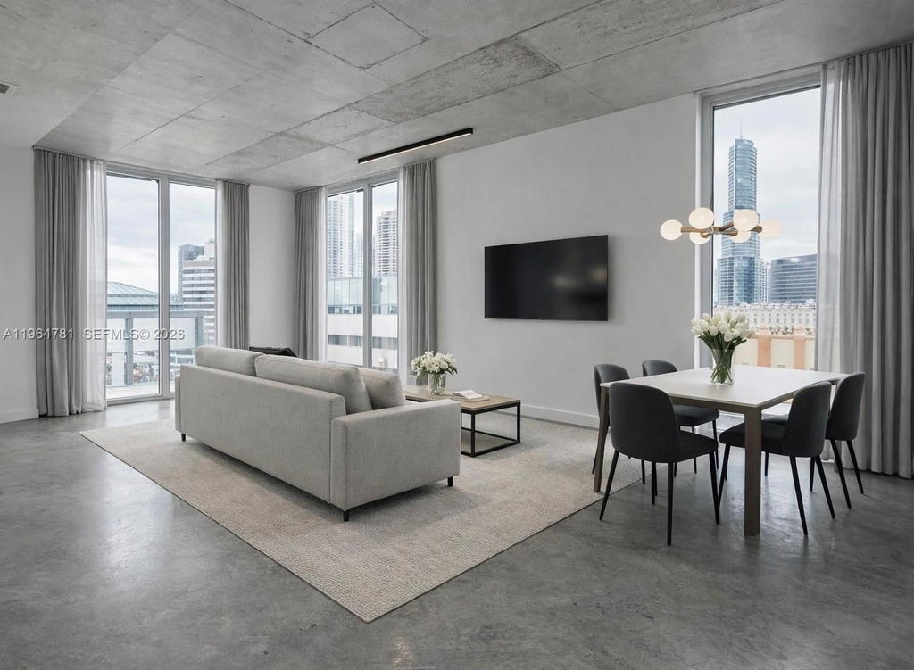 Real estate property located at 151 1st St #1501, Miami-dade, Centro Condo, Miami, FL