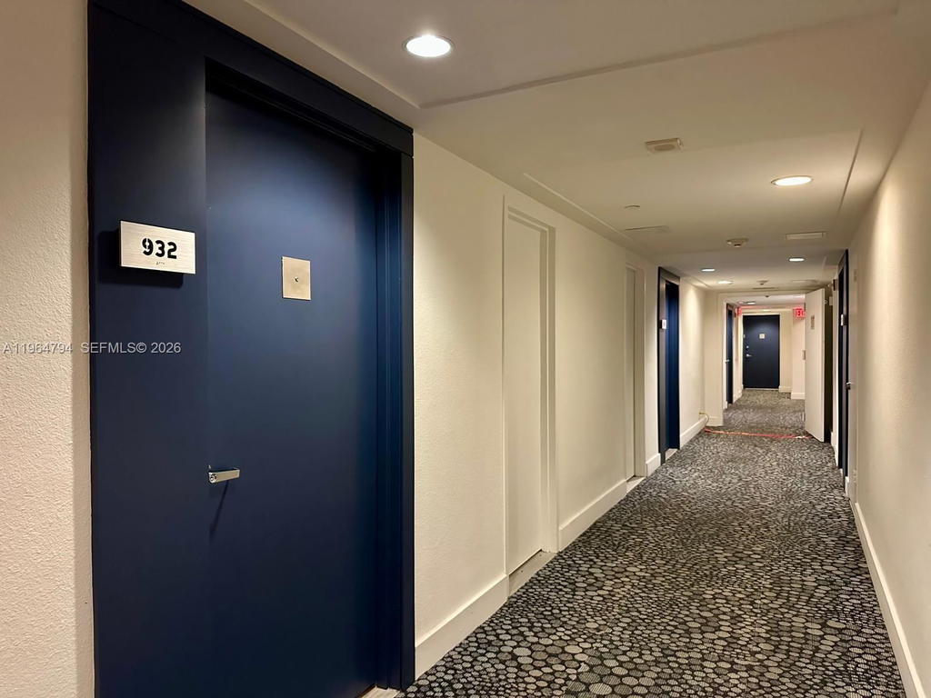 Real estate property located at 1000 West Ave #932, Miami-dade, Mirador 1000 Condo, Miami Beach, FL