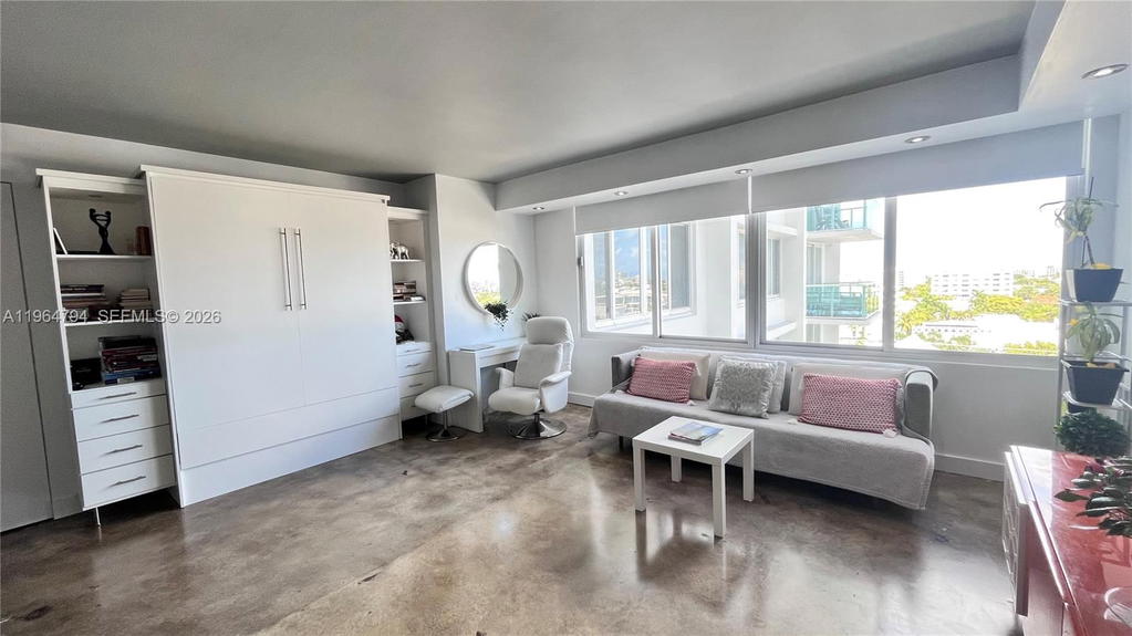 Real estate property located at 1000 West Ave #932, Miami-dade, Mirador 1000 Condo, Miami Beach, FL