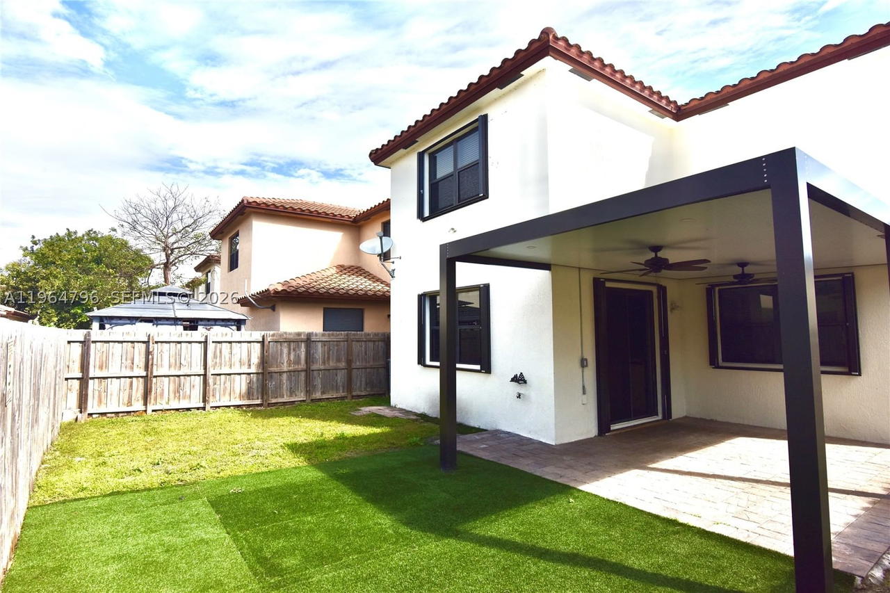 Real estate property located at 526 35th Ave, Miami-dade, Baywinds At Cozumel, Homestead, FL