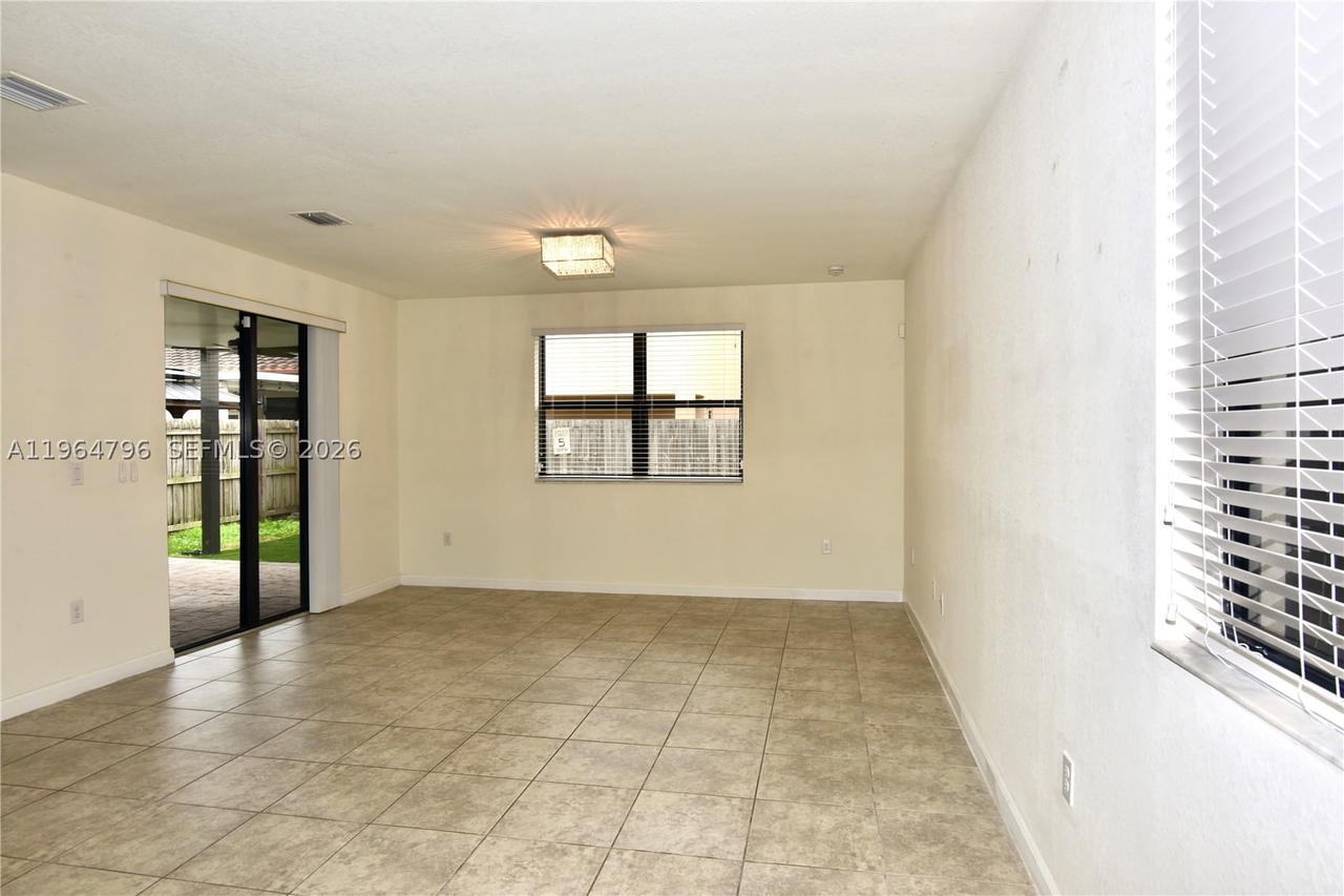 Real estate property located at 526 35th Ave, Miami-dade, Baywinds At Cozumel, Homestead, FL