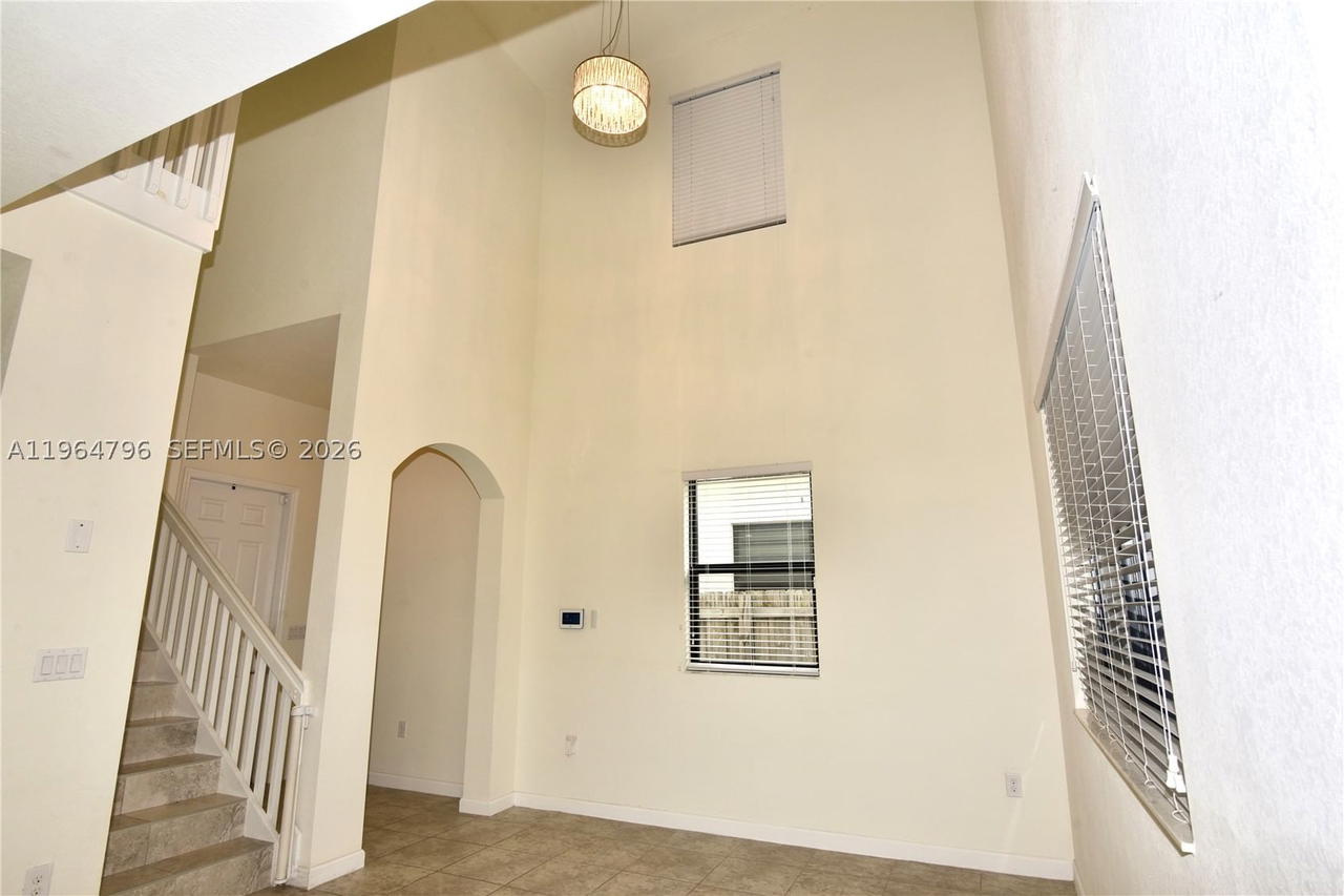 Real estate property located at 526 35th Ave, Miami-dade, Baywinds At Cozumel, Homestead, FL