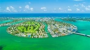 Real estate property located at 1960 Marseille Dr #305, Miami-dade, Apartments Enchante Condo, Miami Beach, FL