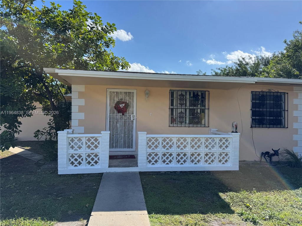 Real estate property located at 36 151st St, Miami-dade, Bisc Gardens Sec D, Miami, FL