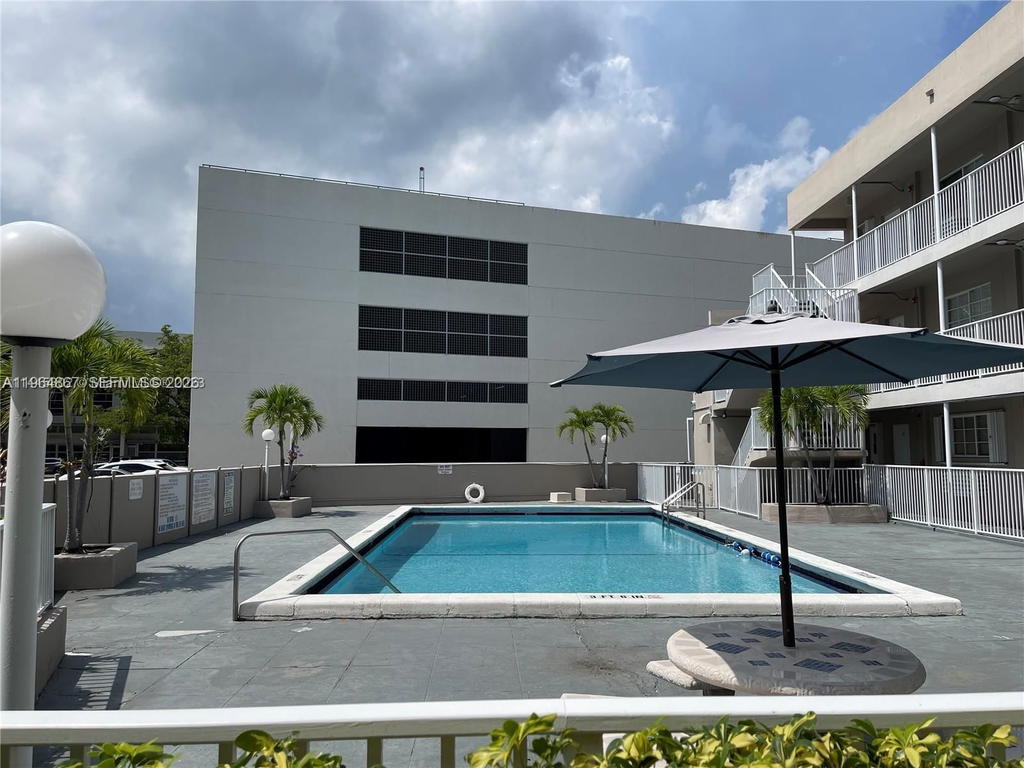 Real estate property located at 6580 Santona St A38, Miami-dade, Santona Condo, Coral Gables, FL
