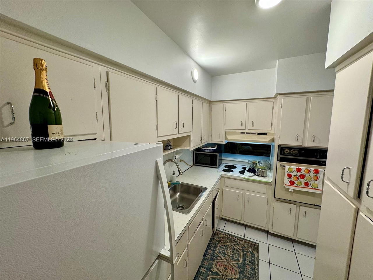 Real estate property located at 6580 Santona St A38, Miami-dade, Santona Condo, Coral Gables, FL