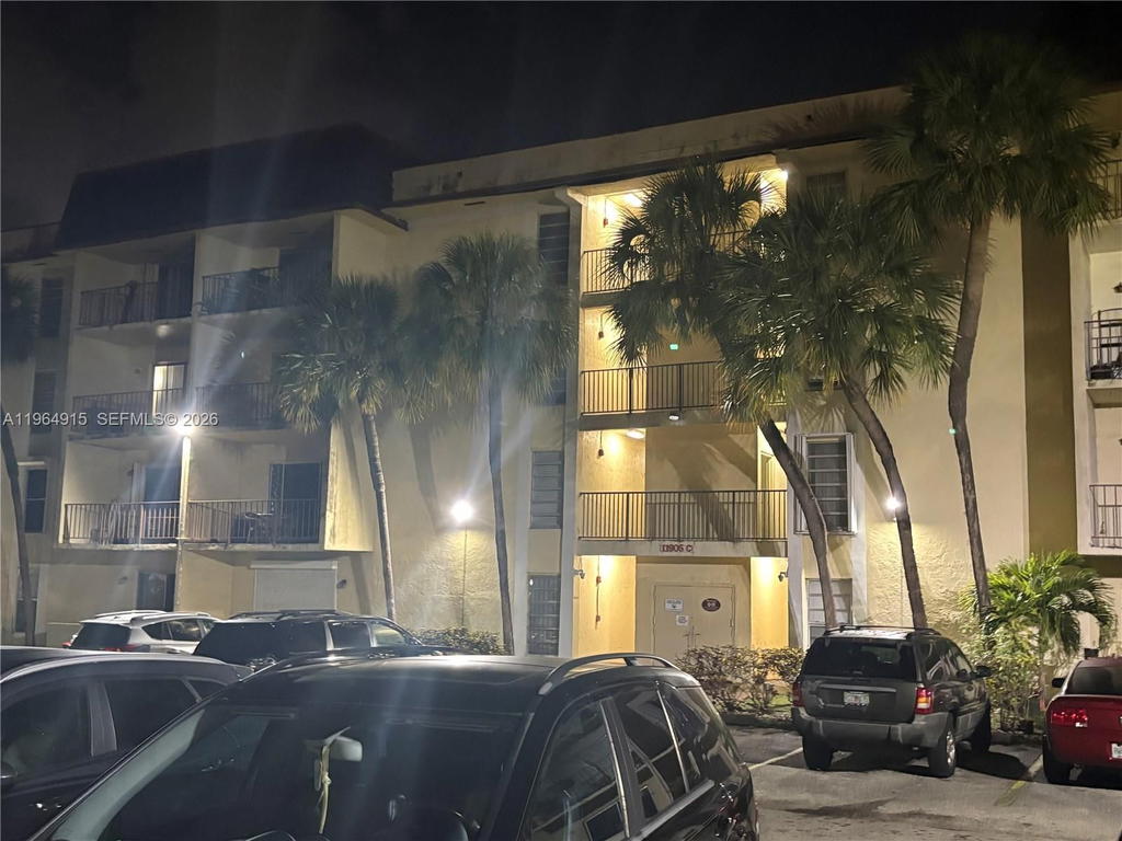 Real estate property located at 11905 2nd Ave C306, Miami-dade, Capri Gardens Condo, North Miami, FL