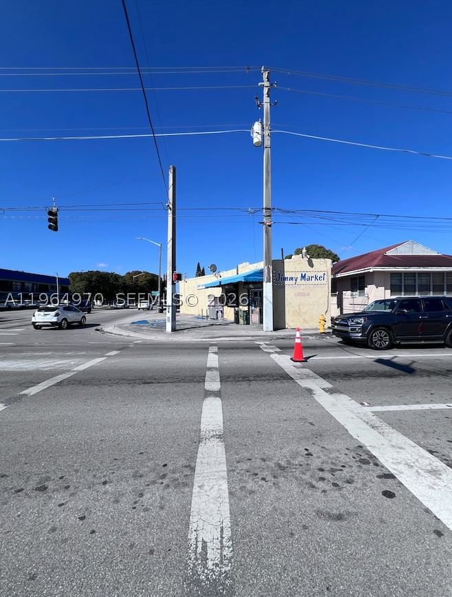 Real estate property located at 1540 22nd Ave, Miami-dade, Grapeland, Miami, FL