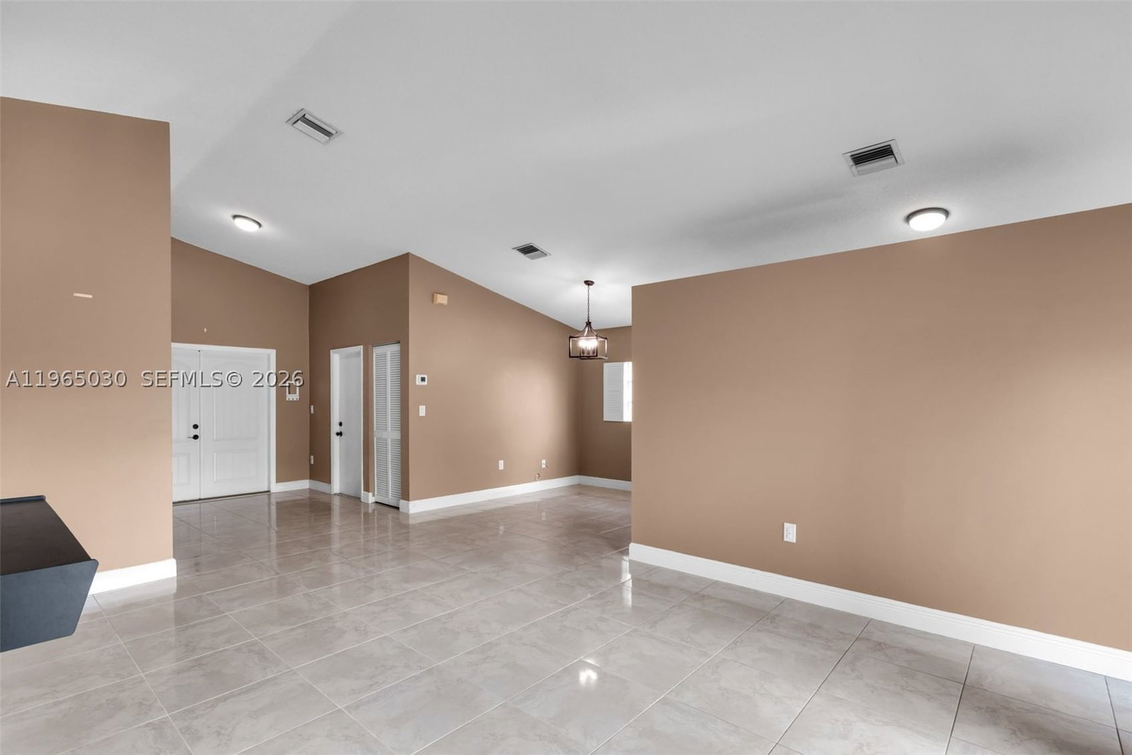 Real estate property located at 14734 Via Tivoli Ct, Broward, Grove Commercial Center, Davie, FL