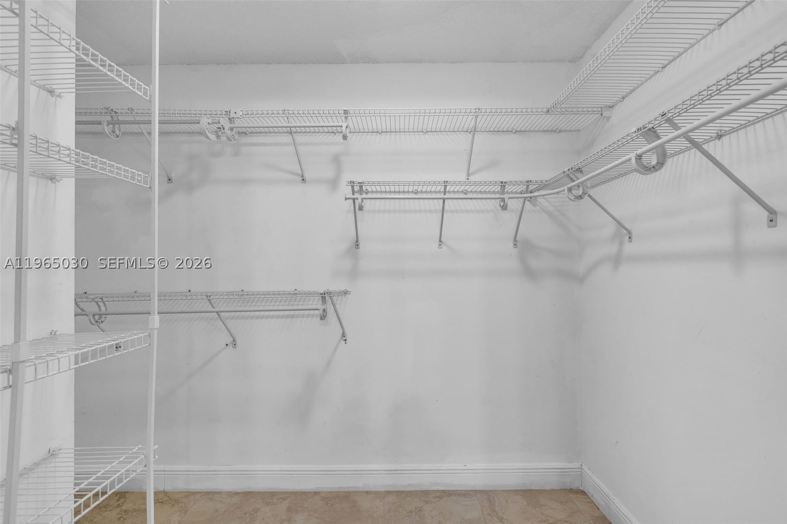 Real estate property located at 14734 Via Tivoli Ct, Broward, Grove Commercial Center, Davie, FL