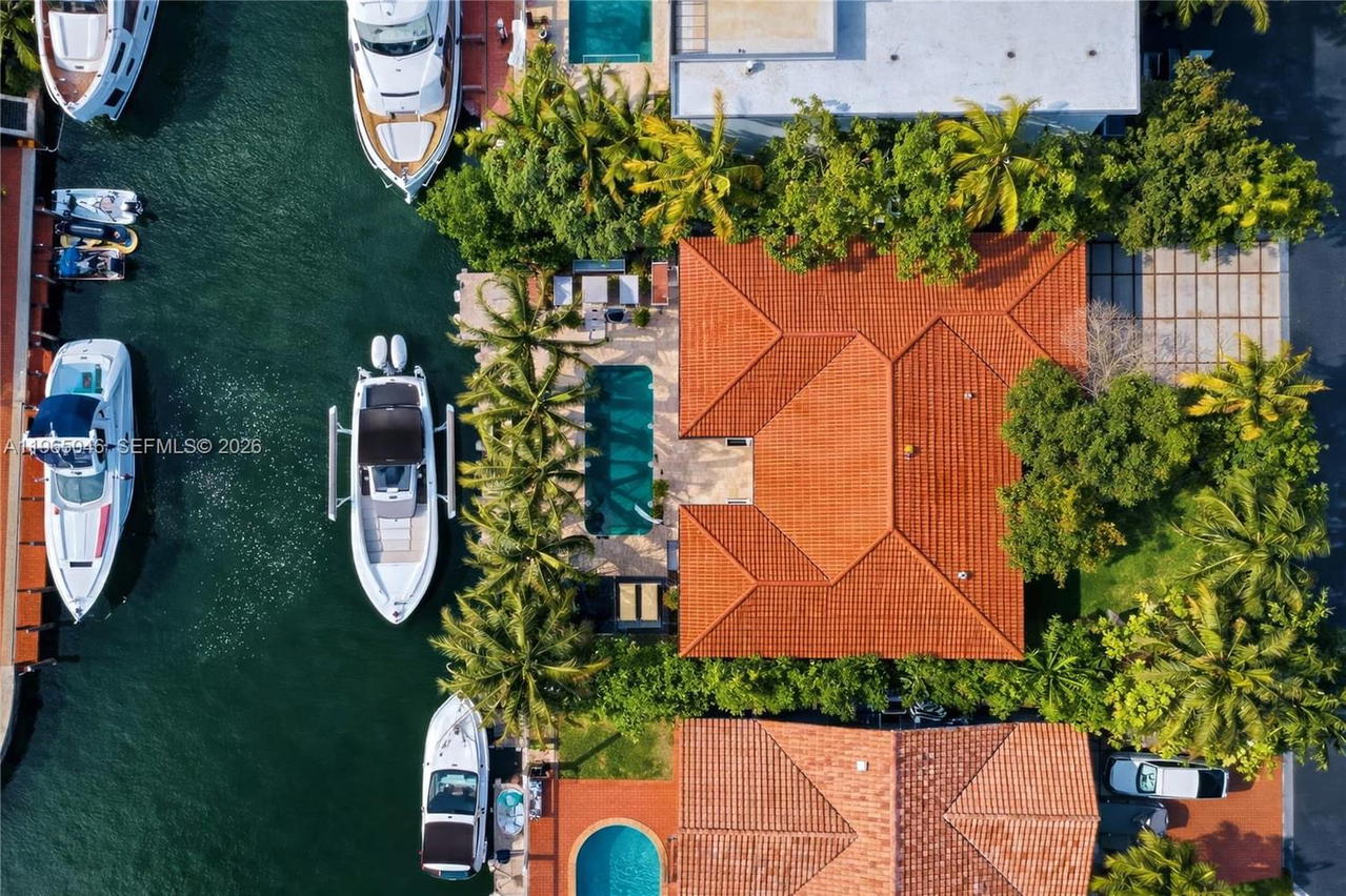 Real estate property located at 3400 165th St, Miami-dade, Eastern Shores 1st Addn, North Miami Beach, FL