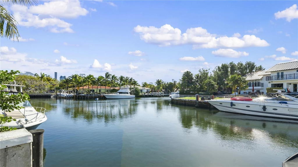 Real estate property located at 3400 165th St, Miami-dade, Eastern Shores 1st Addn, North Miami Beach, FL