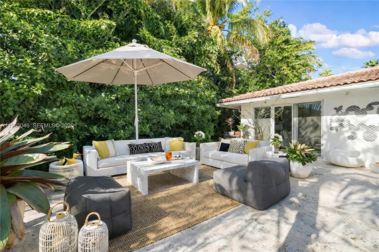 Real estate property located at 3400 165th St, Miami-dade, Eastern Shores 1st Addn, North Miami Beach, FL