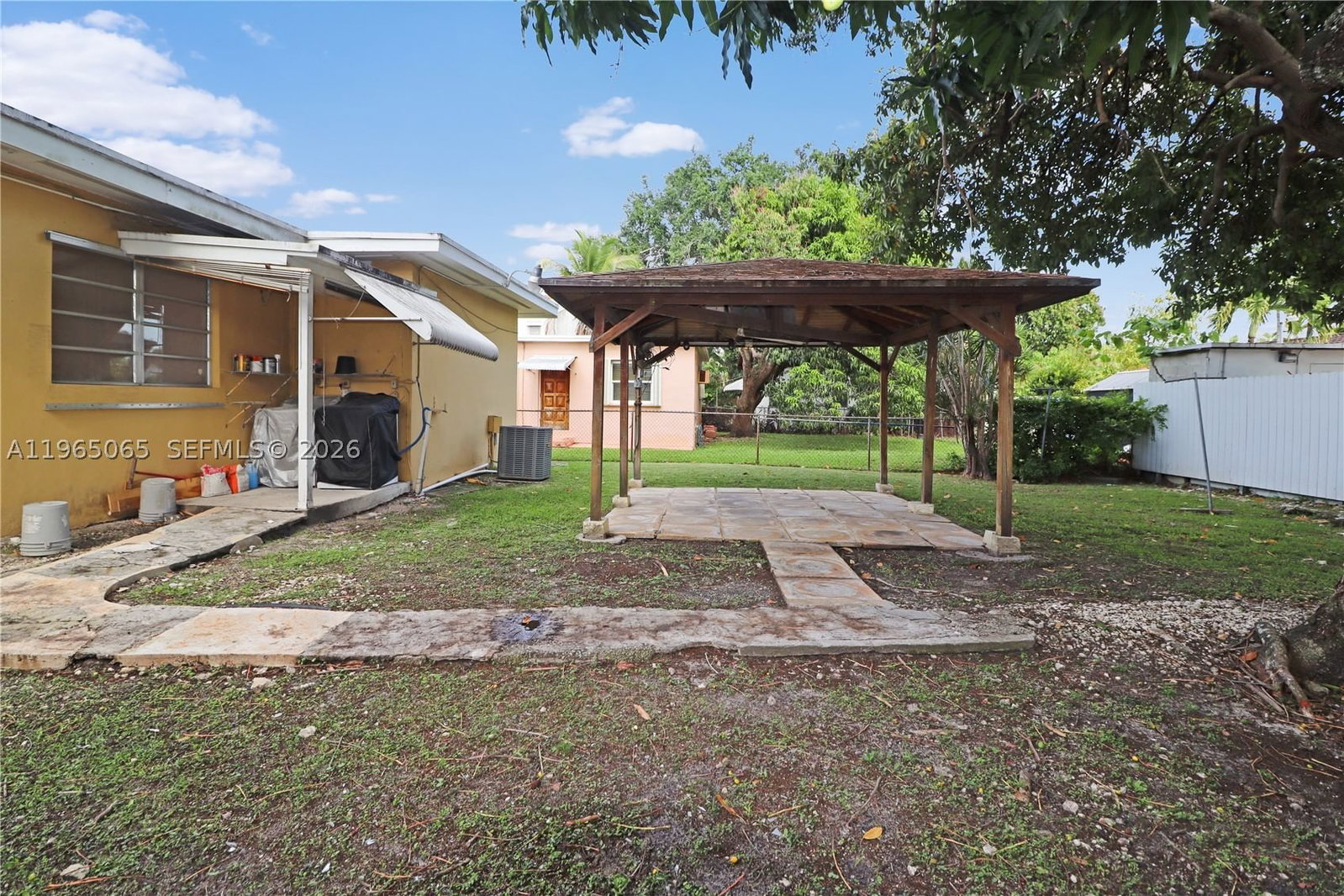 Real estate property located at 3330 2nd St, Miami-dade, Auburndale Amd, Miami, FL