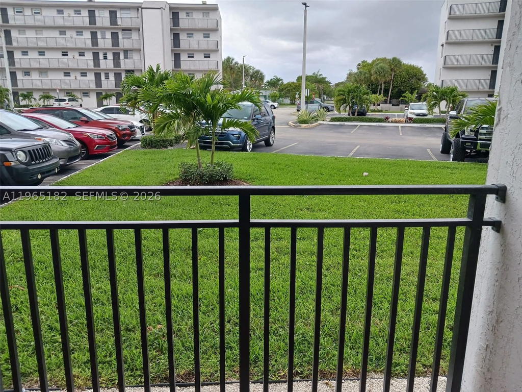 Real estate property located at 14150 84th St #110-I, Miami-dade, El Conquistador North Con, Miami, FL