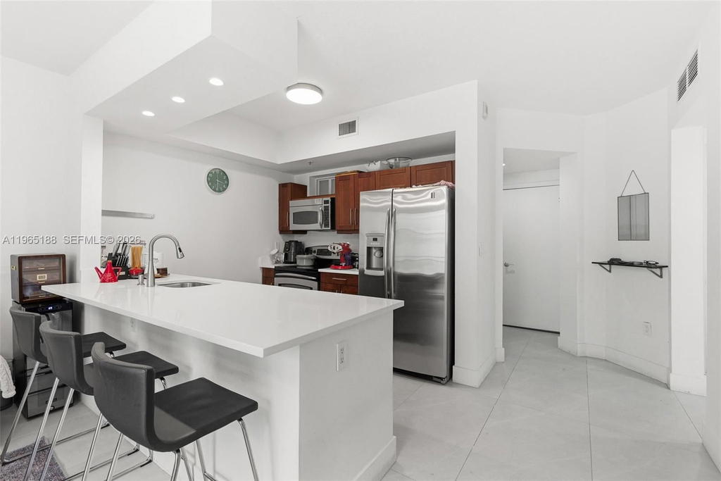 Real estate property located at 7290 90th St #209, Miami-dade, Downtown Dadeland Condo N, Miami, FL