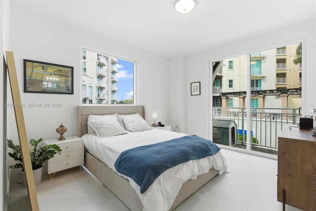 Real estate property located at 7290 90th St #209, Miami-dade, Downtown Dadeland Condo N, Miami, FL
