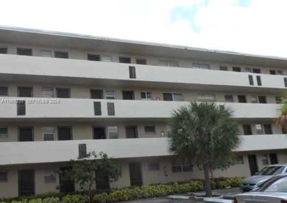Real estate property located at 1690 191st St #315-1, Miami-dade, Jade Winds Group Bamboo G, Miami, FL