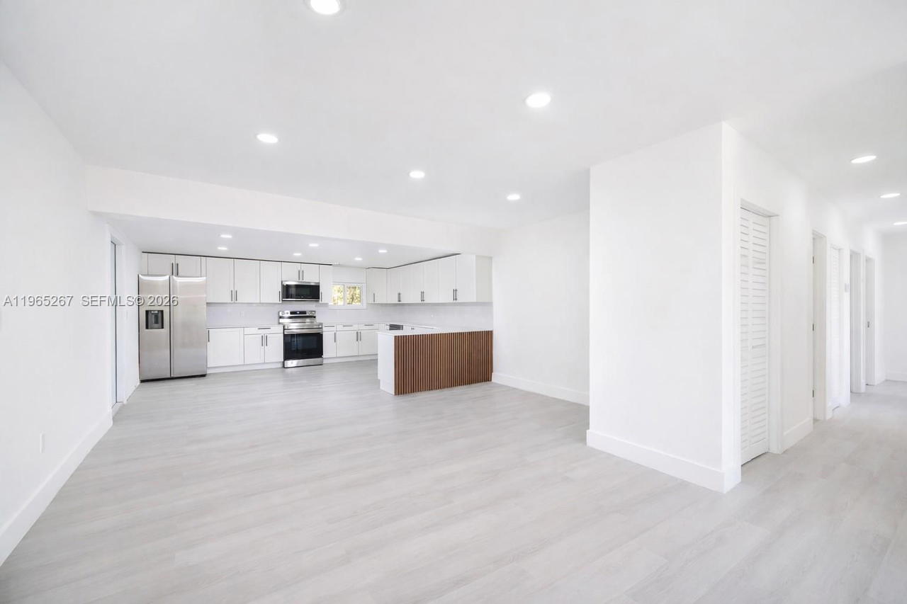 Real estate property located at 2971 171st Ter, Miami-dade, Myrtle Grove, Miami Gardens, FL