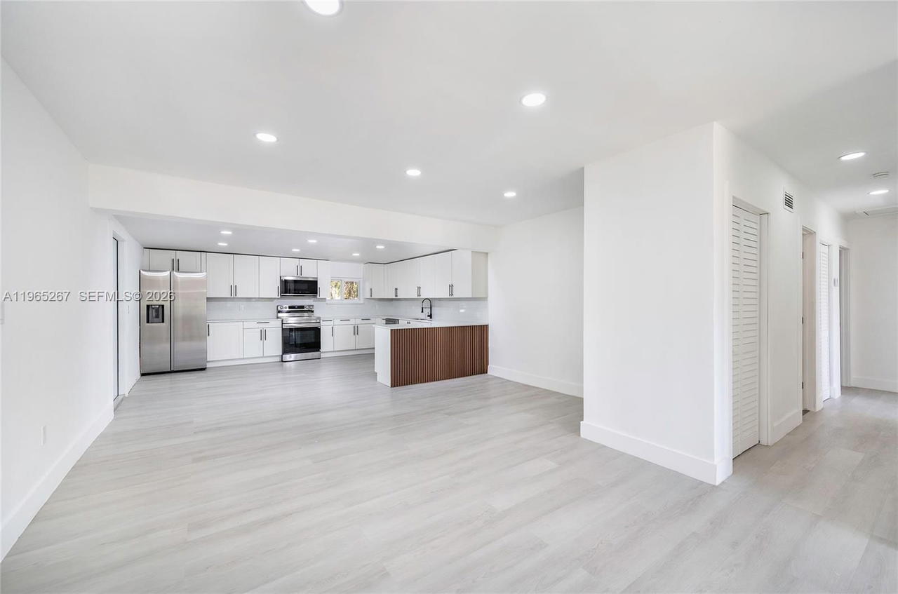Real estate property located at 2971 171st Ter, Miami-dade, Myrtle Grove, Miami Gardens, FL