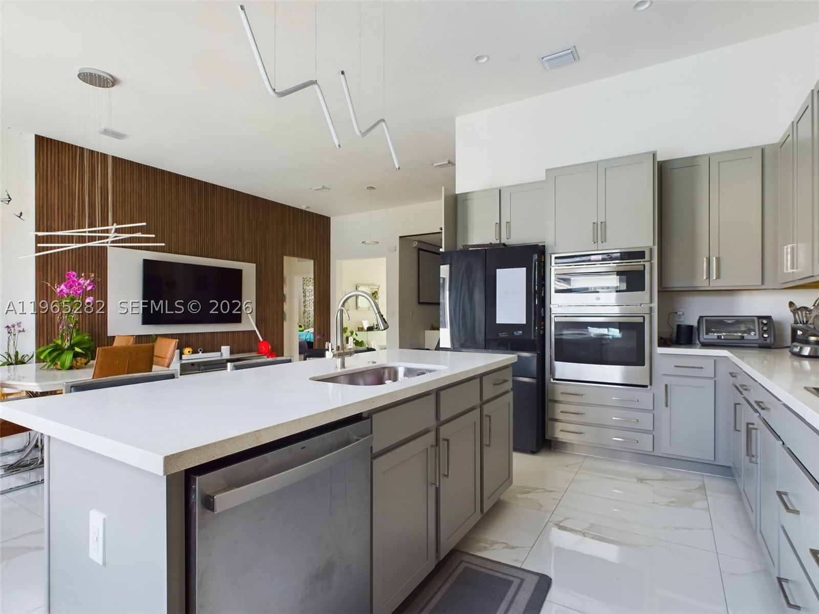Real estate property located at 14560 22nd Ter, Miami-dade, J G Heads Farms Sub, Miami, FL
