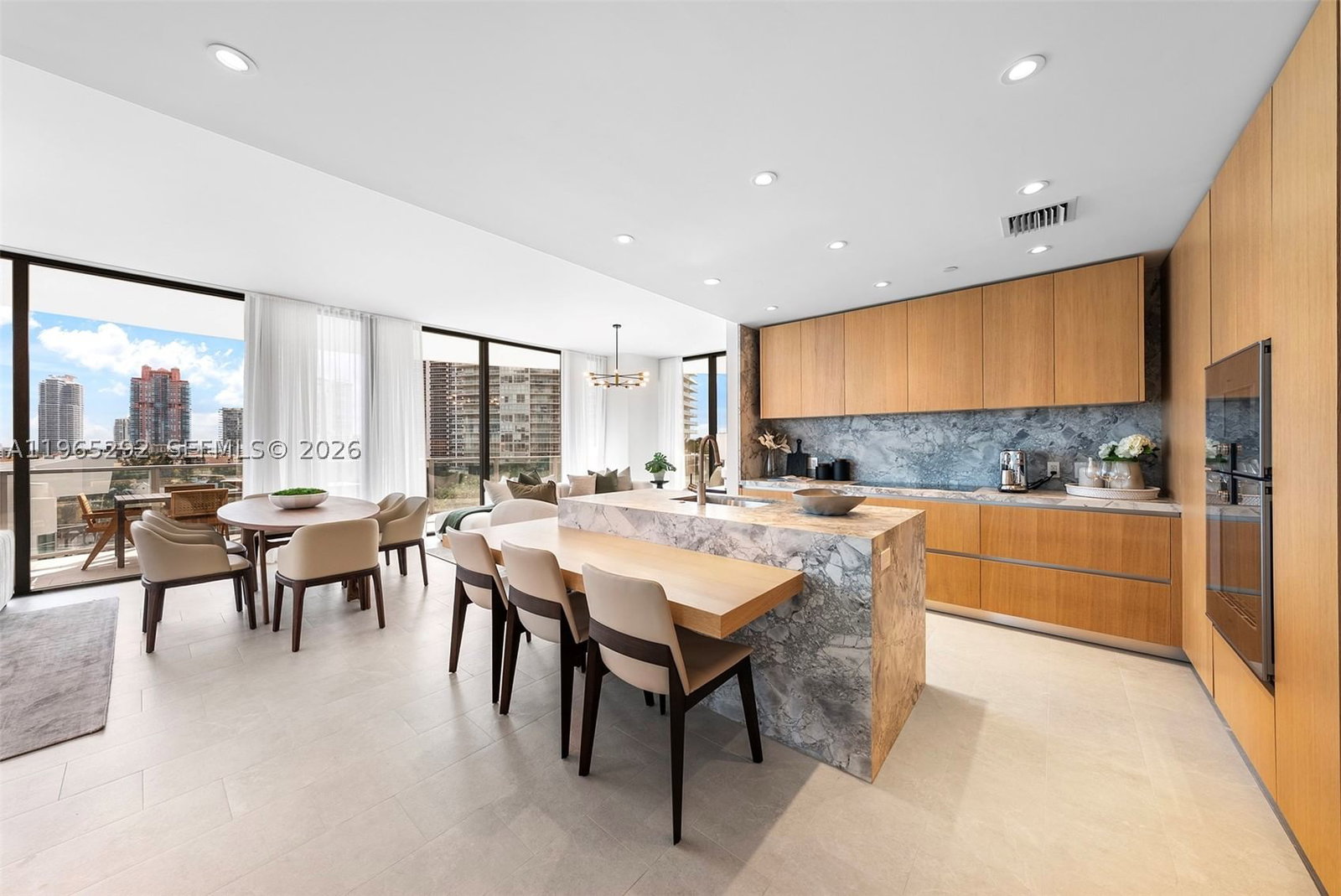 Real estate property located at 500 Alton Rd #901, Miami-dade, Five Park, Miami Beach, FL