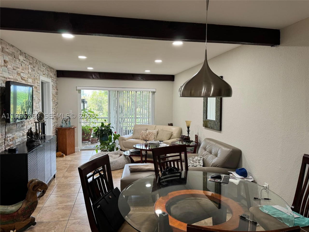Real estate property located at 5500 77th Ct #305, Miami-dade, Miller Lake Condo, Miami, FL