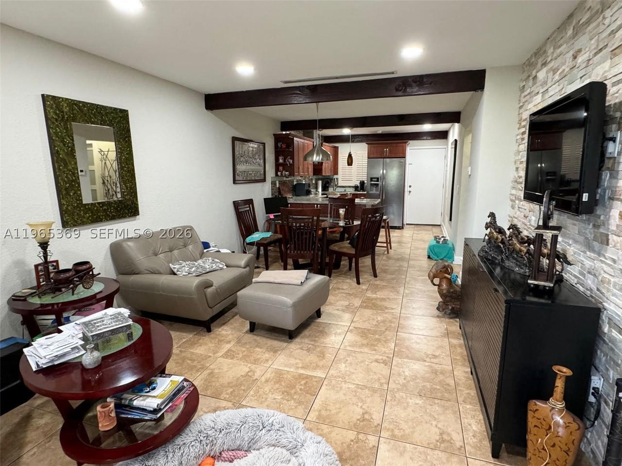 Real estate property located at 5500 77th Ct #305, Miami-dade, Miller Lake Condo, Miami, FL
