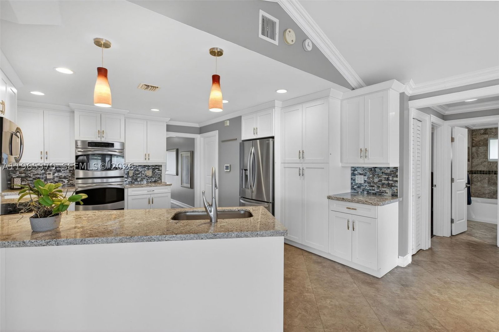 Real estate property located at 1910 41st STREET, Broward, Royal Palm Lake Estates, Oakland Park, FL