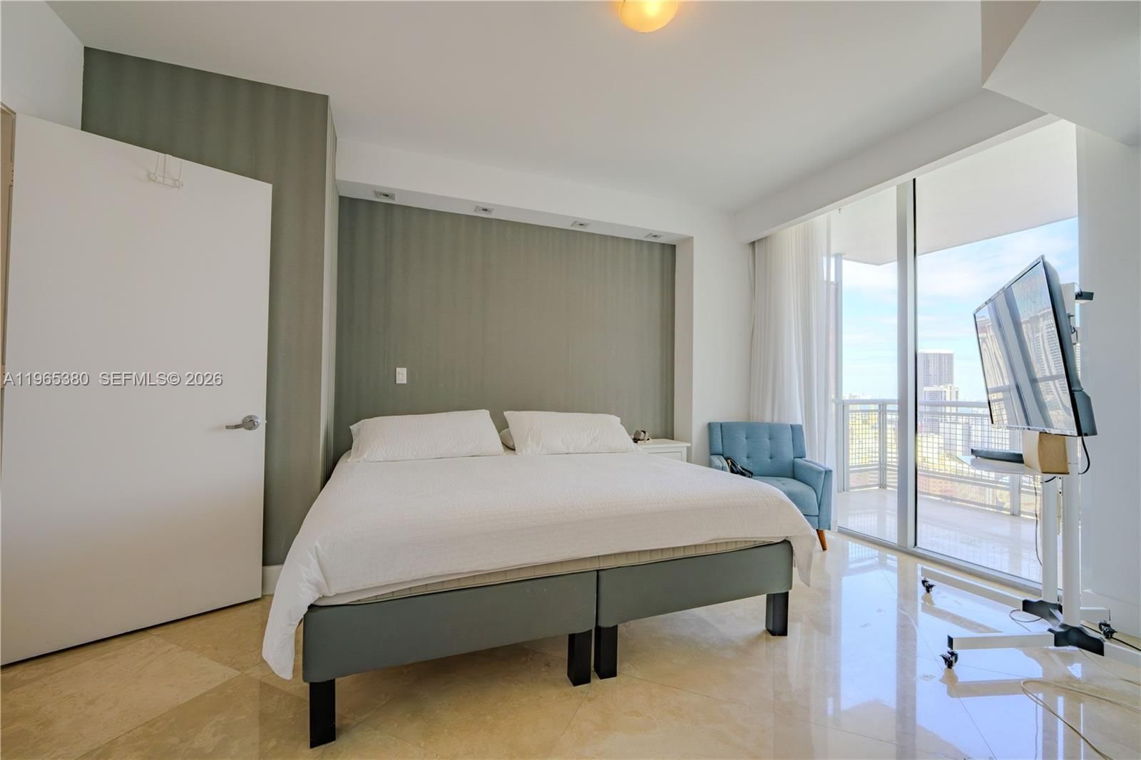 Real estate property located at 350 S Miami Ave #3203, Miami-dade, Wind Condo, Miami, FL