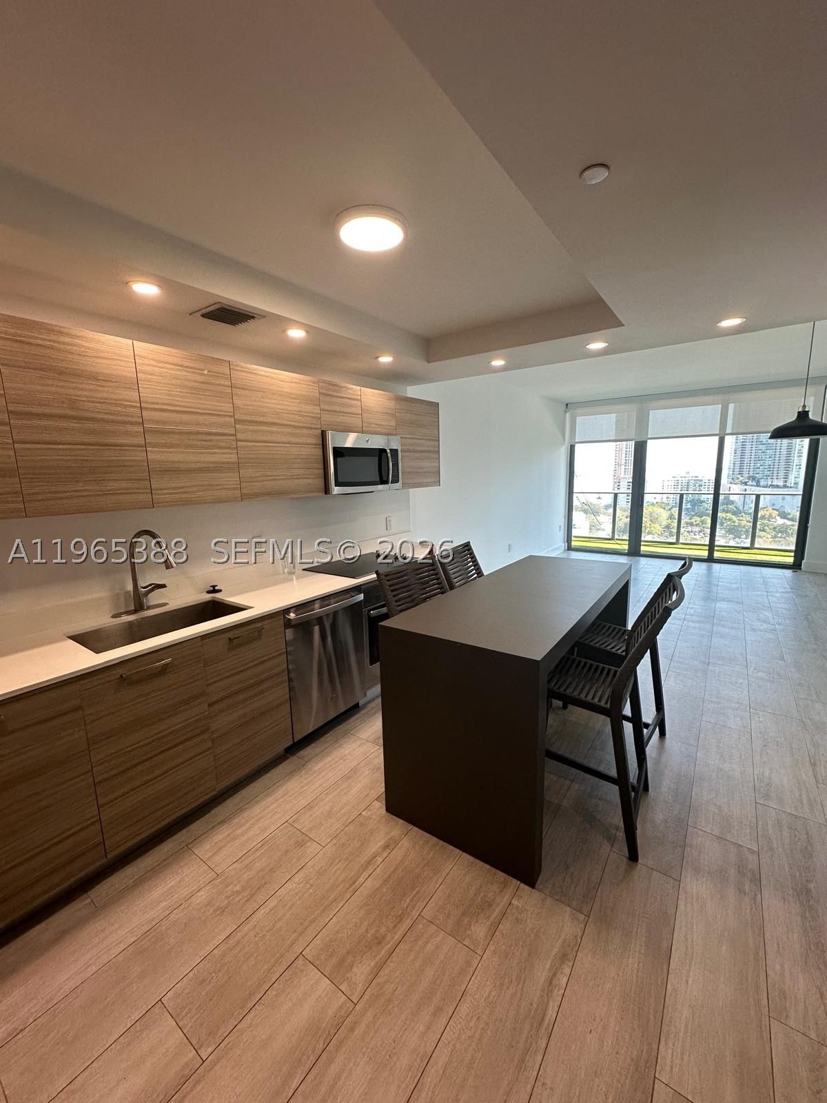 Real estate property located at 121 34th St #1505, Miami-dade, 3401 Midtown Condo, Miami, FL