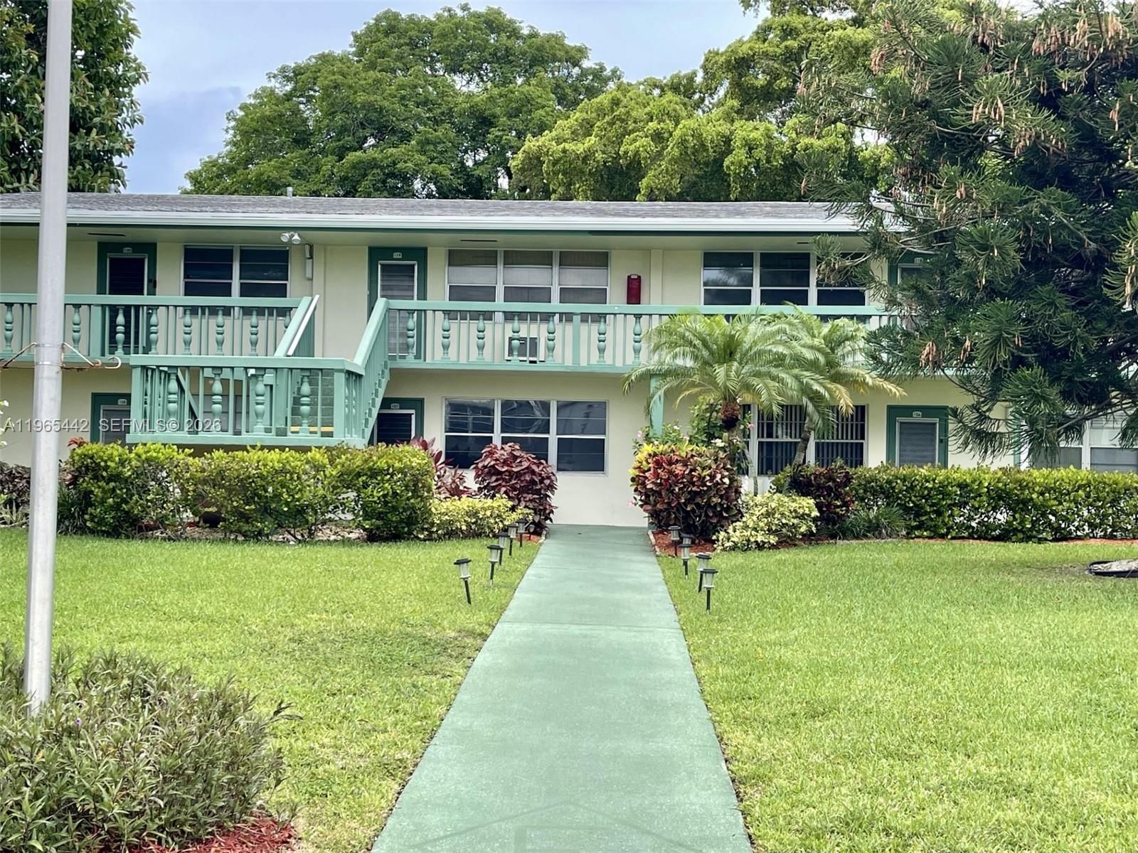 Real estate property located at 118 Upminster E #118, Broward, Century Village East, Deerfield Beach, FL